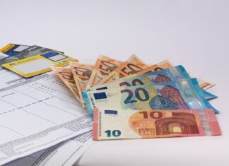 Czy tytuł przelewu jest ważny?