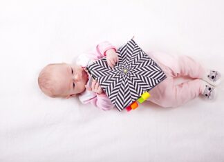 Jak stymulować rozwój niemowlaka?